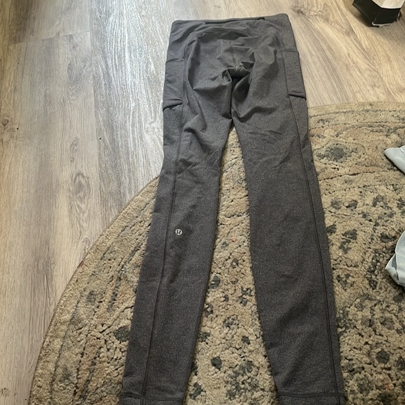 Lululemon - Picture 2 of 5